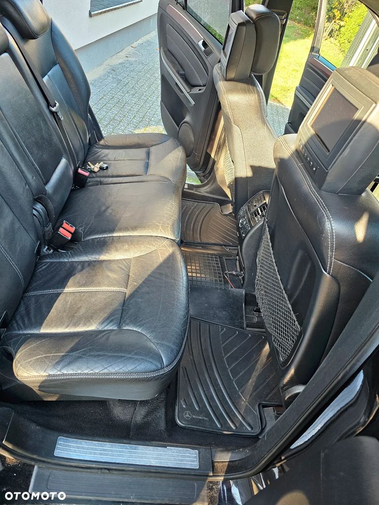 Mercedes-Benz GL 450 - 13