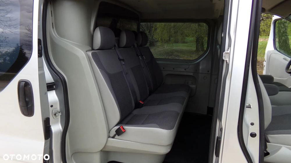 Opel VIVARO 2.0 115KM * LONG * KLIMA * BRYGADÓWKA 5/6 OSÓB * SUPER STAN ! - 21
