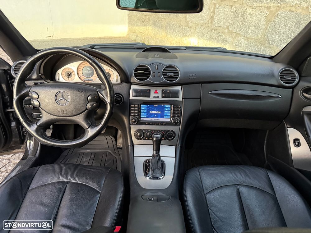 Mercedes-Benz CLK 220 CDi Avantgarde Aut. - 9