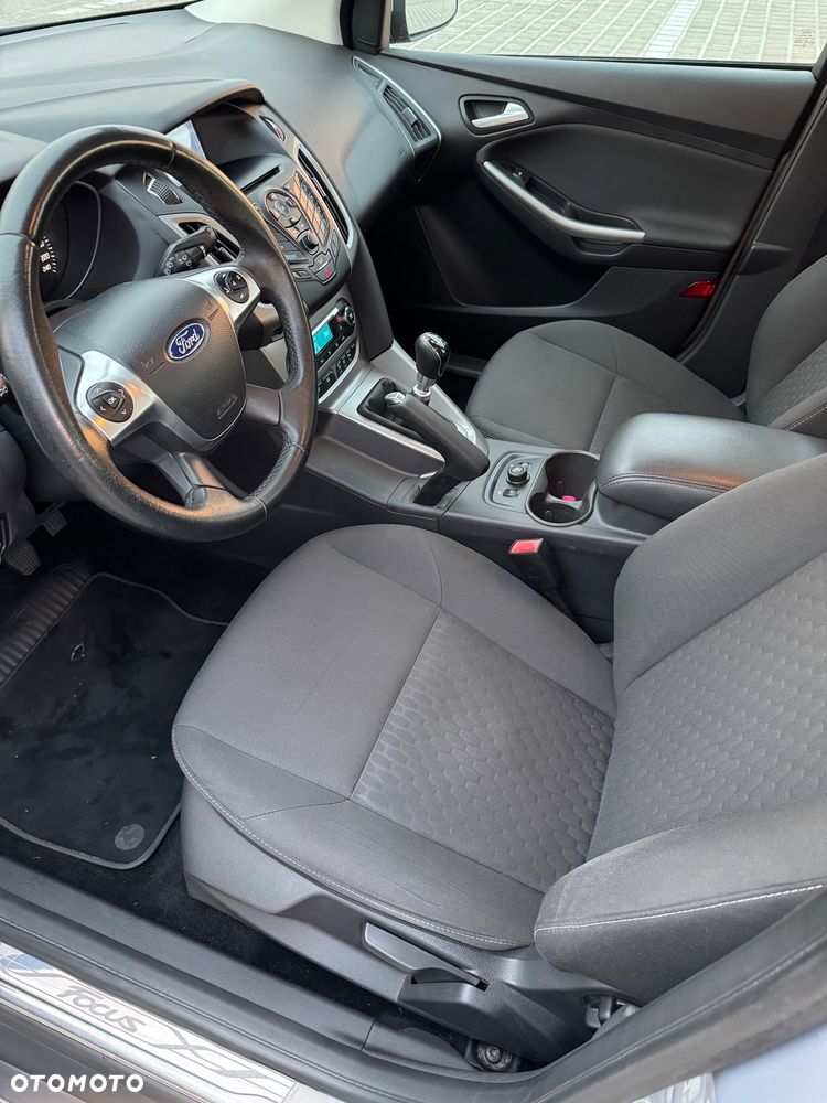 Ford Focus 1.0 EcoBoost STart-Stopp-System TITANIUM - 11