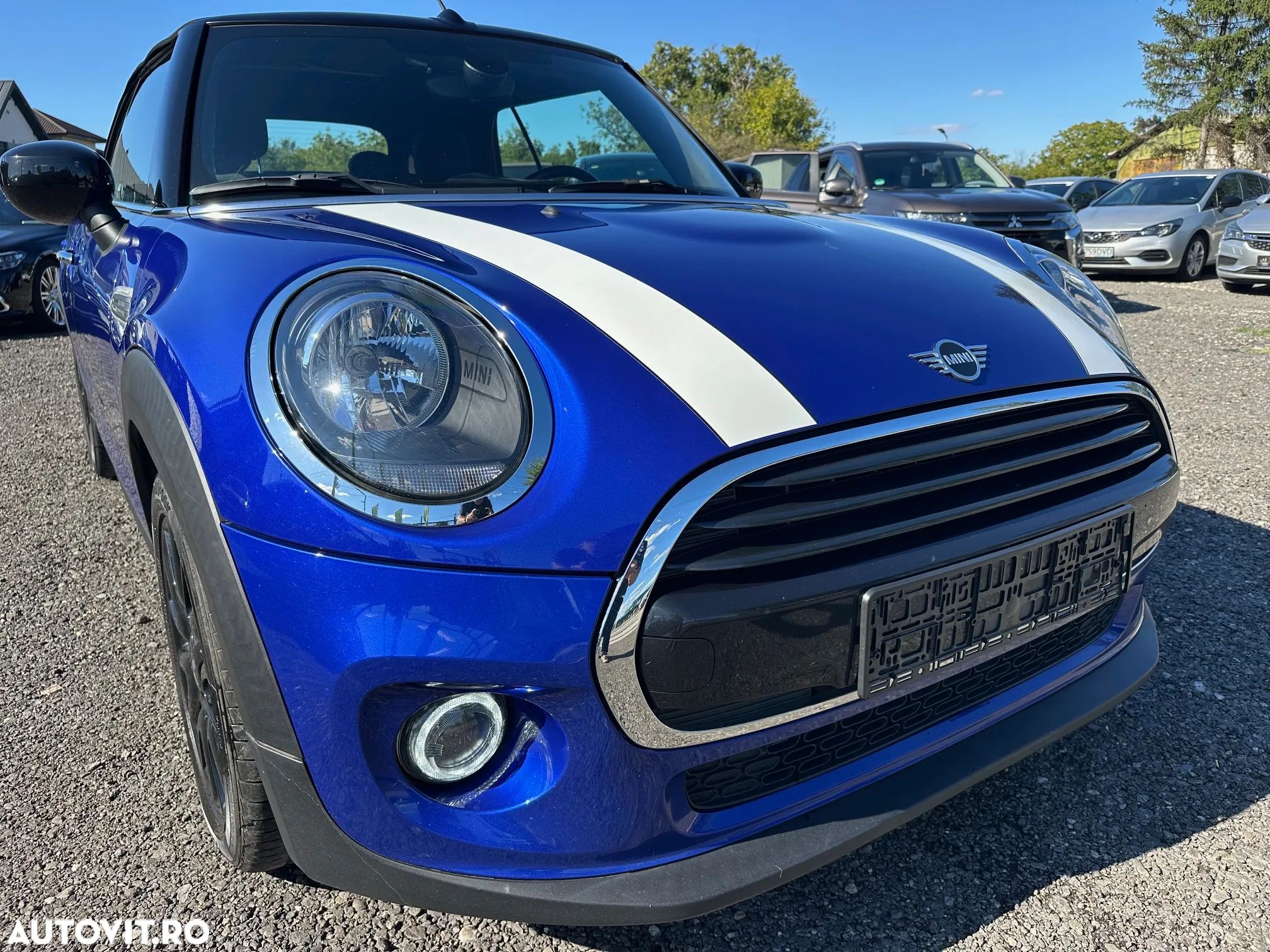 Mini Cooper Cabrio Aut. Essential Trim - 1