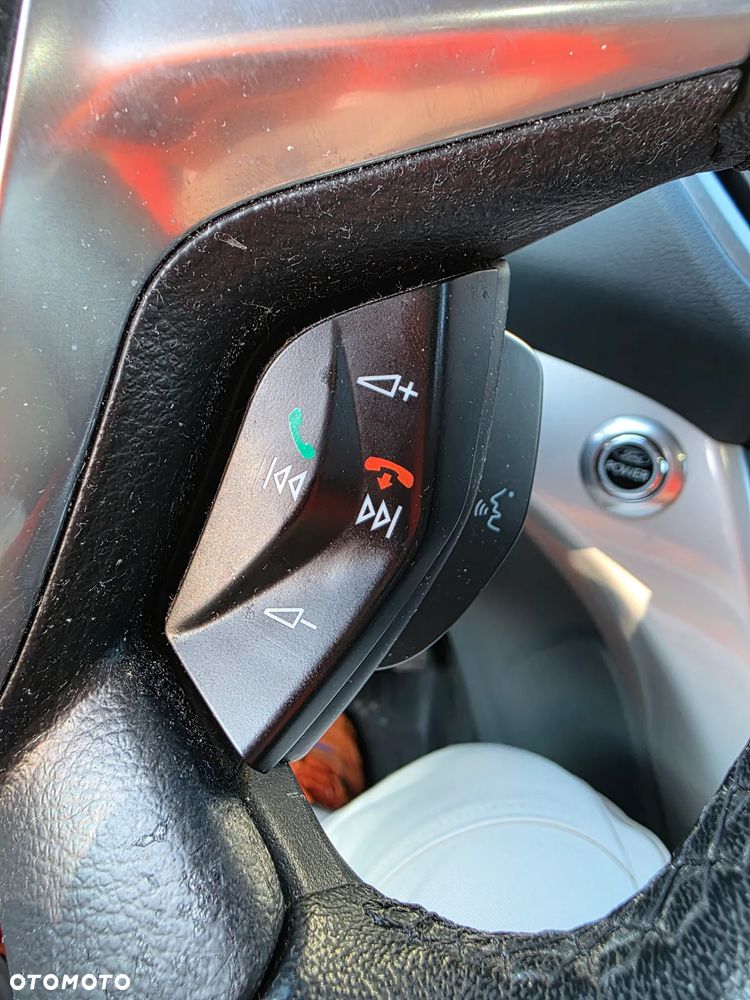 Ford Grand C-MAX - 22