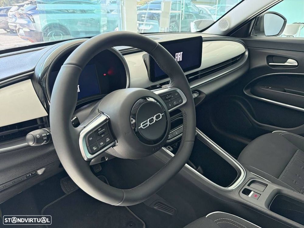 Fiat 600 1.2 Hybrid - 12