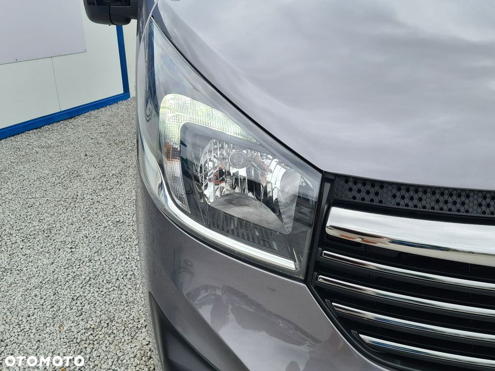 Opel Vivaro - 13