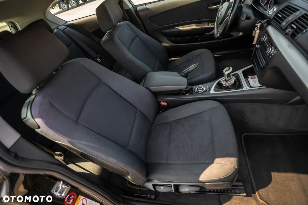 BMW Seria 1 118d - 18