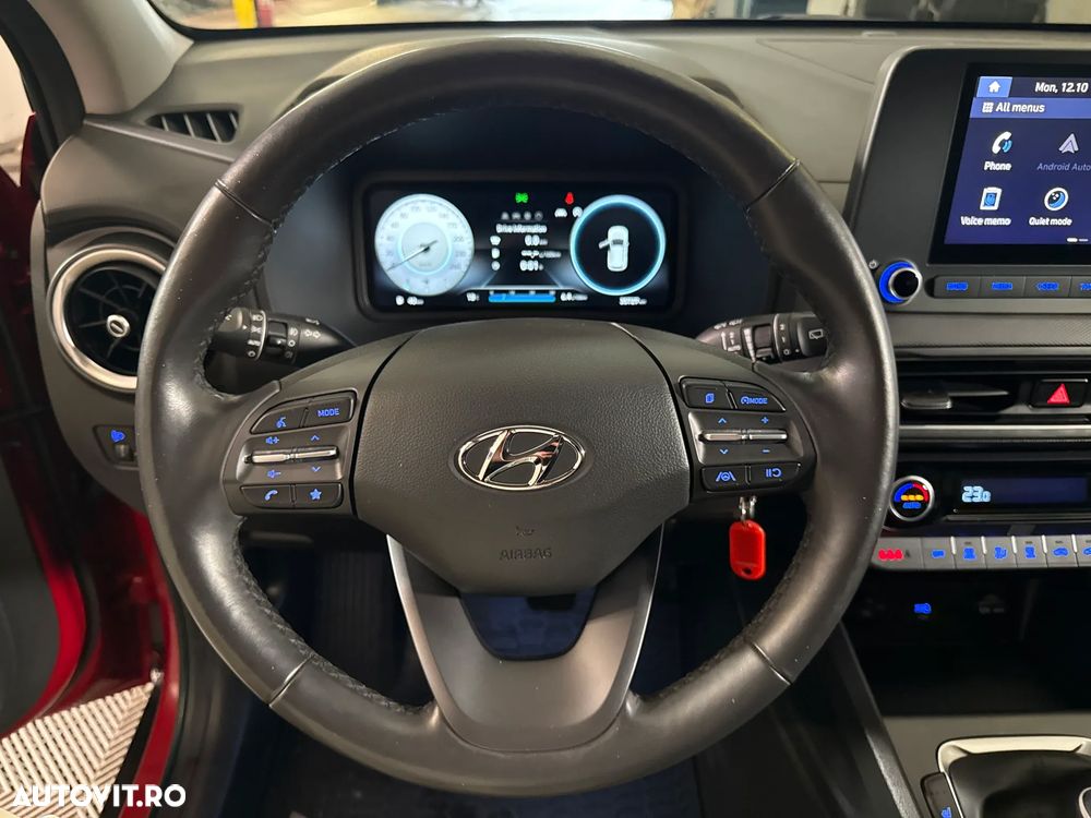Hyundai KONA - 17