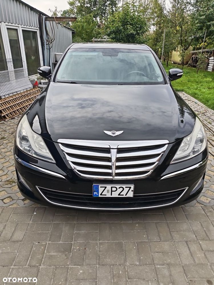 Hyundai Genesis