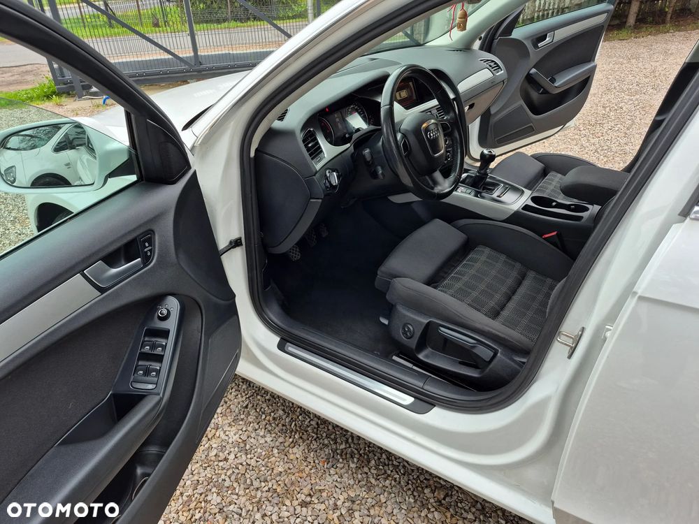 Audi A4 Avant 2.0 TDI DPF Attraction - 14