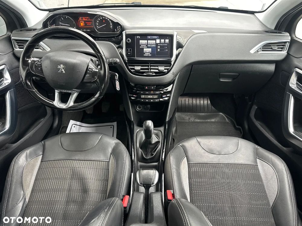 Peugeot 2008 1.6 BlueHDi Allure - 22