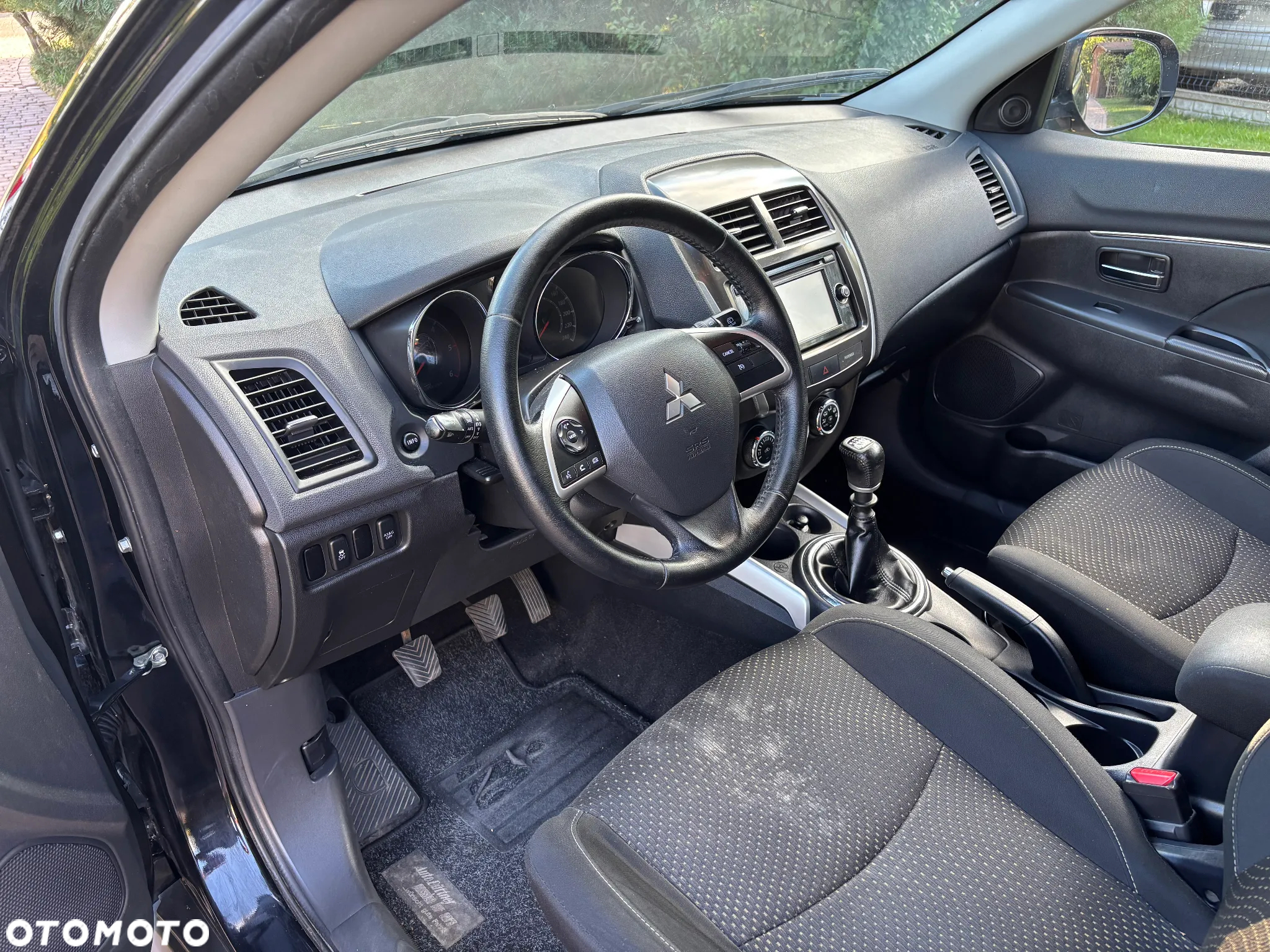 Mitsubishi ASX 1.8 DI-D 2WD Intense - 12