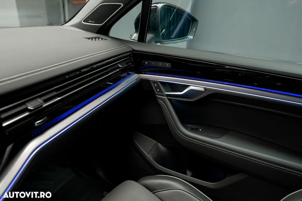 Volkswagen Touareg V6 TDI 4MOTION R-Line - 16