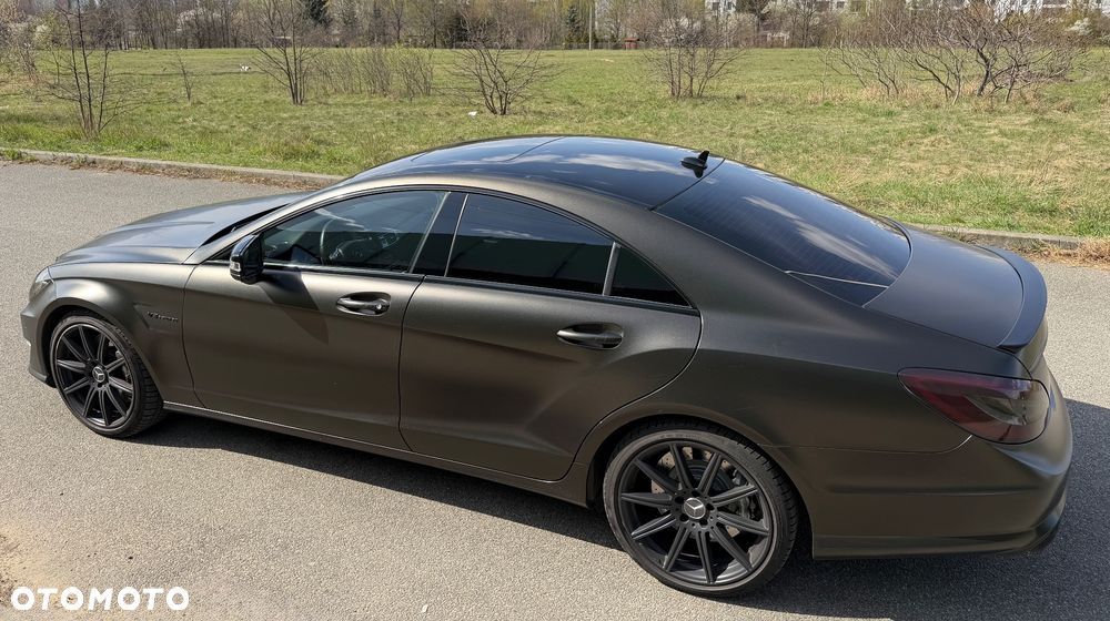 Mercedes-Benz CLS - 11