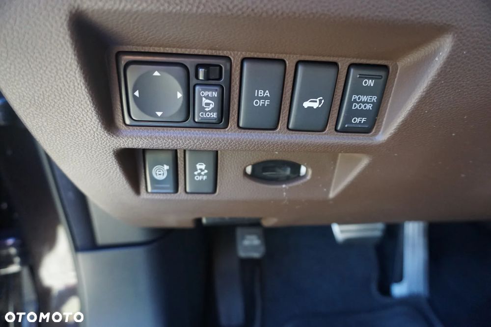 Infiniti FX FX30d S Premium - 23