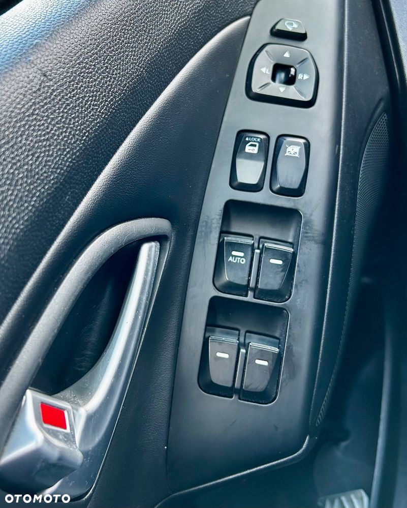 Hyundai ix35 2.0 CRDi 4WD Automatik Premium - 19