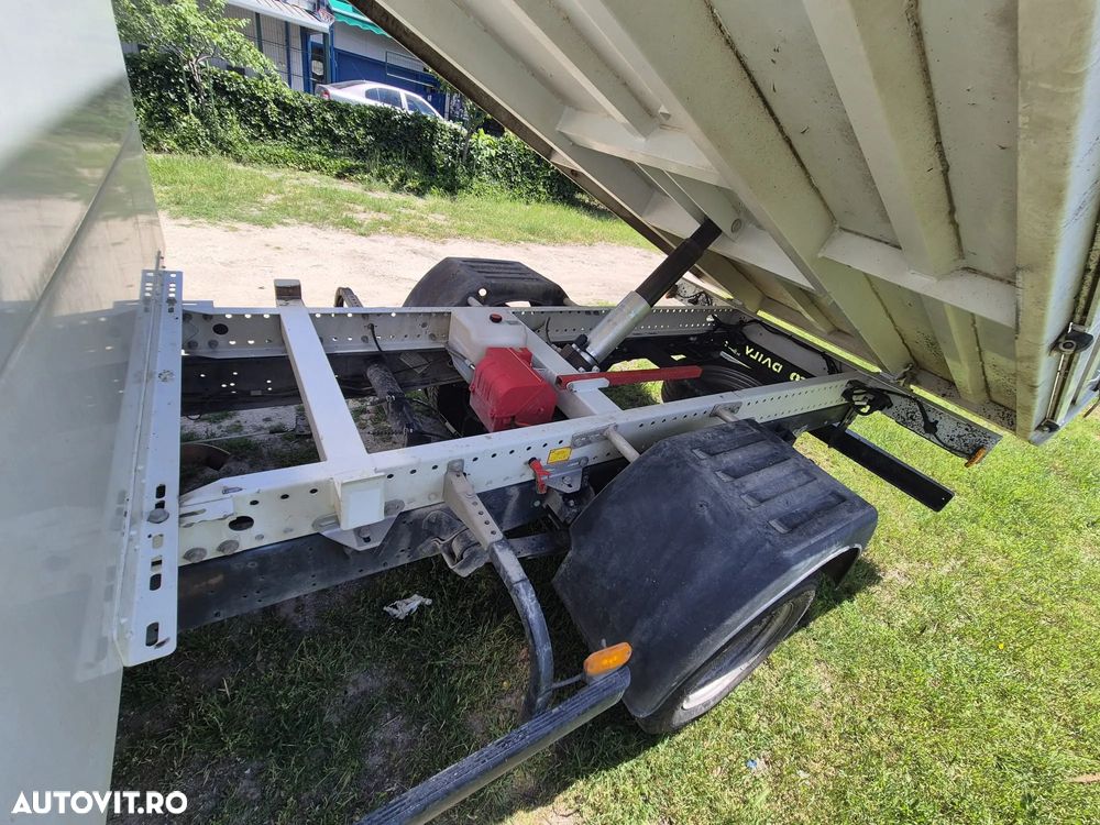 Iveco 35C16H3.0 D - 8