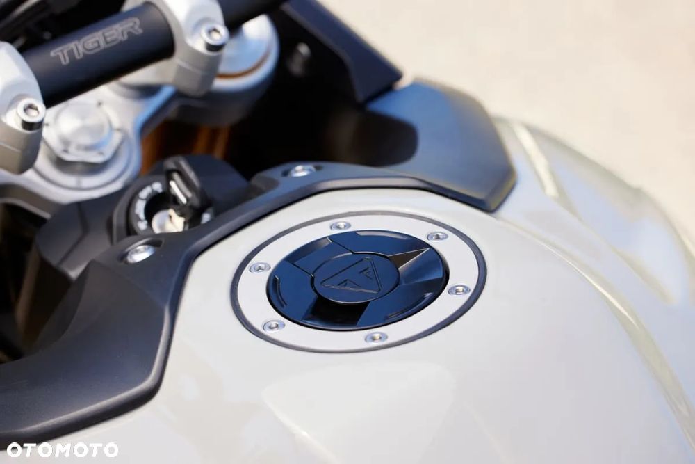 Triumph Tiger - 26