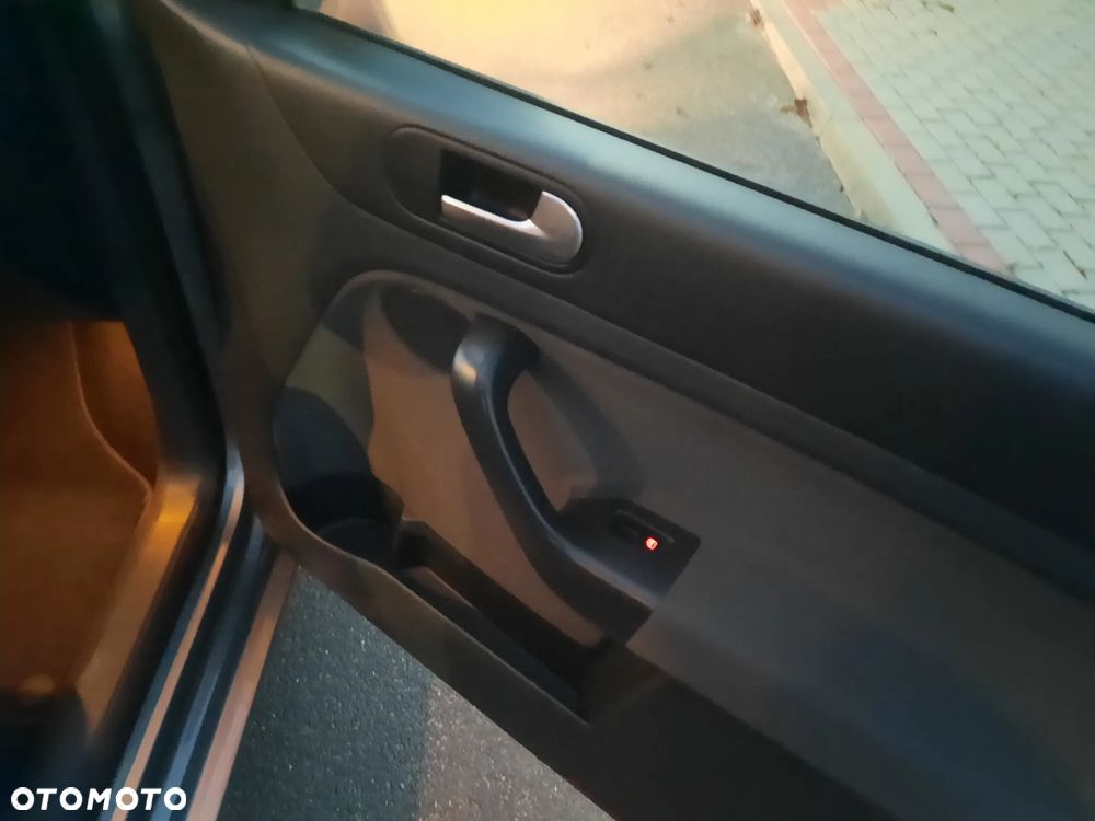 Volkswagen Golf Plus 1.6 United - 14