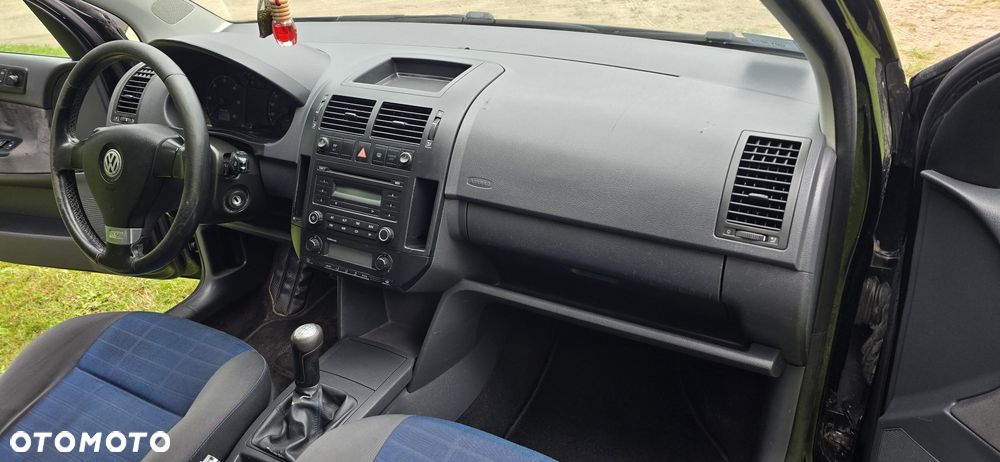 Volkswagen Polo - 8