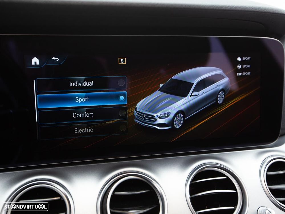 Mercedes-Benz E 300 de 9G-TRONIC Exclusive - 36