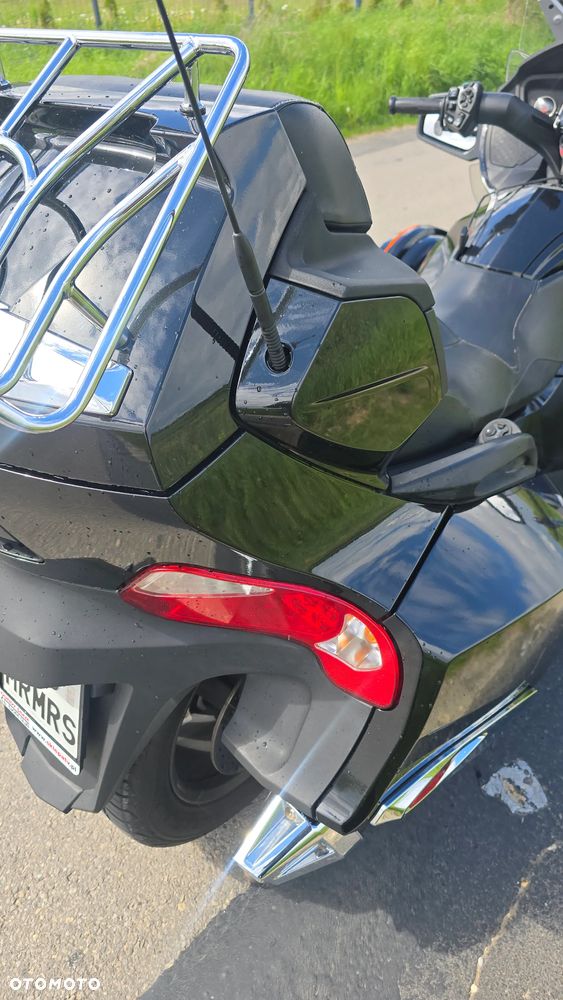 Can-Am Spyder - 13