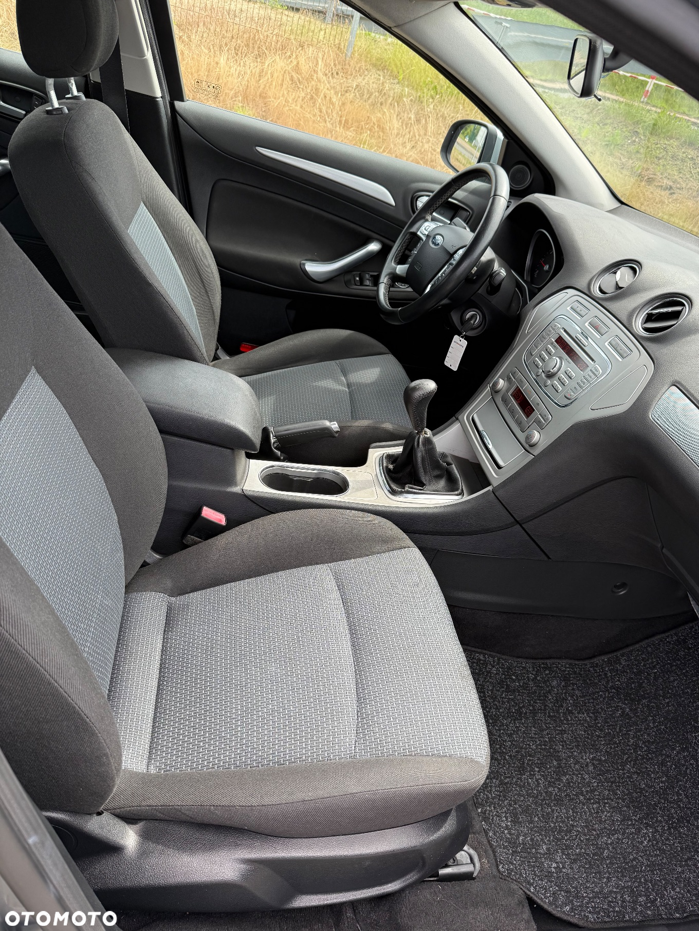 Ford Mondeo 2.0 TDCi Silver X - 16