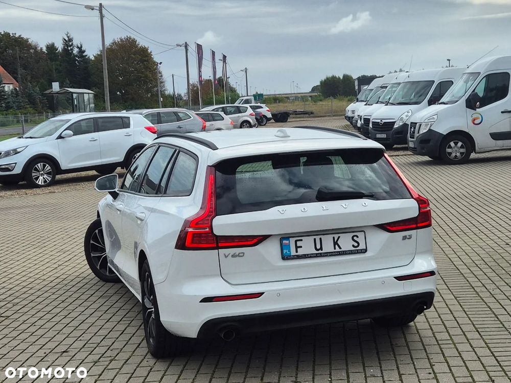Volvo V60 B3 B DKG Momentum - 15