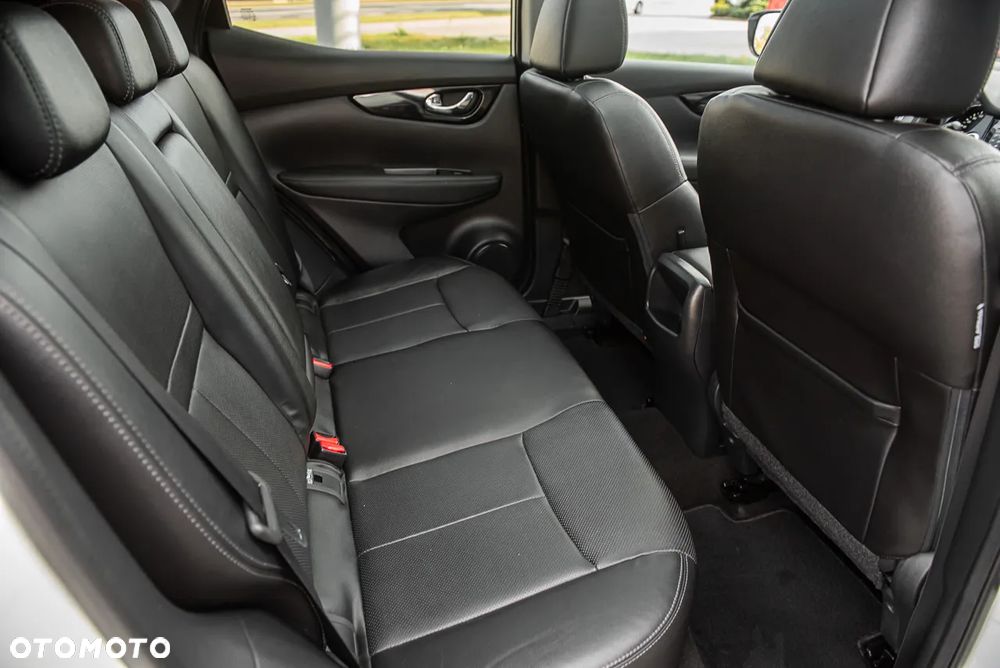 Nissan Qashqai 1.6 DCi ALL-MODE 4x4i TEKNA - 25