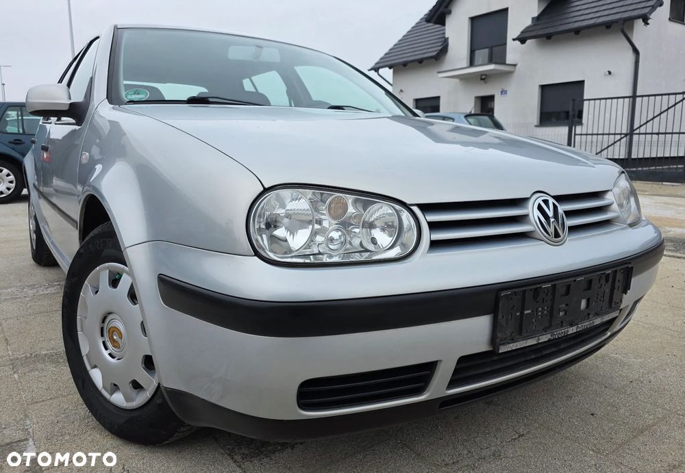 Volkswagen Golf 1.4 Comfortline - 1