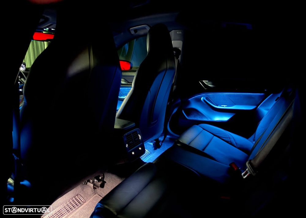 Porsche Taycan 4 - 45