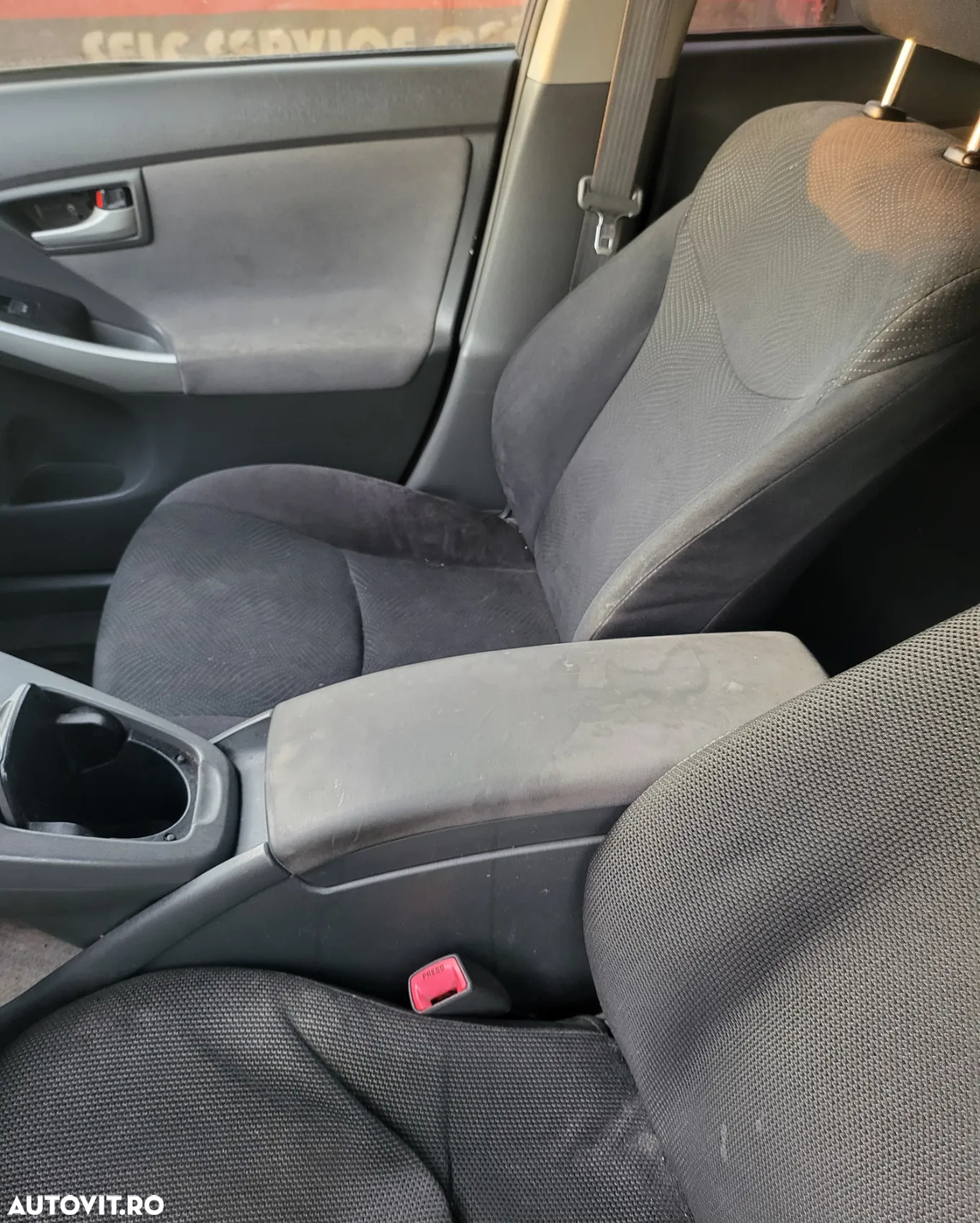 Toyota Prius (Hybrid) Luna - 13