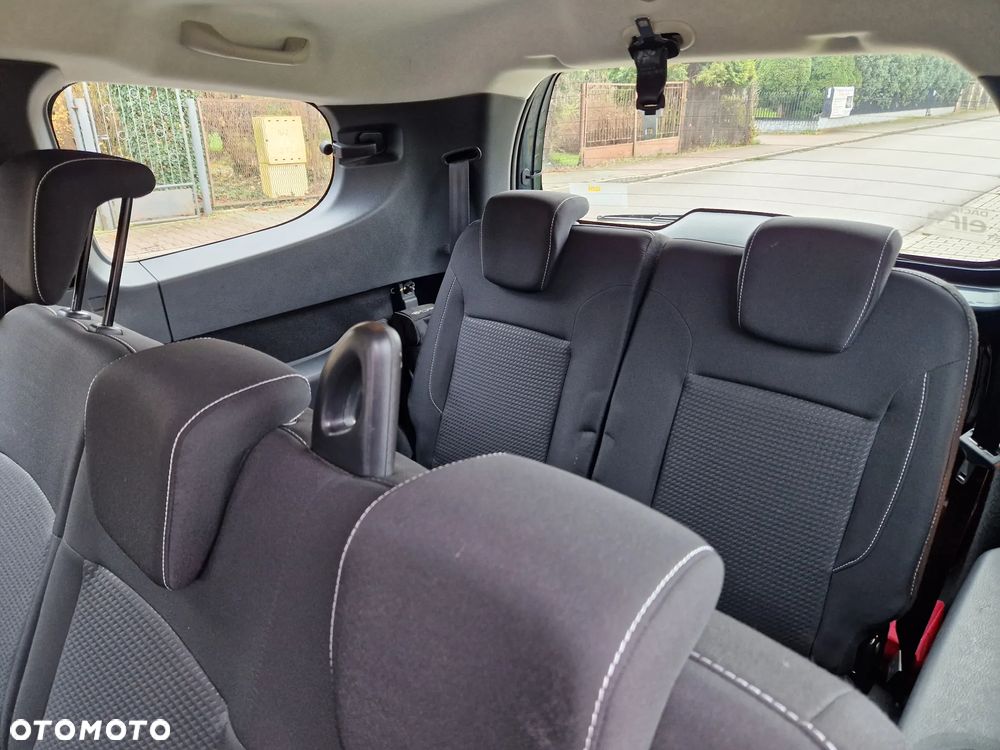 Dacia Lodgy 1.6 SCe Laureate S&S - 29