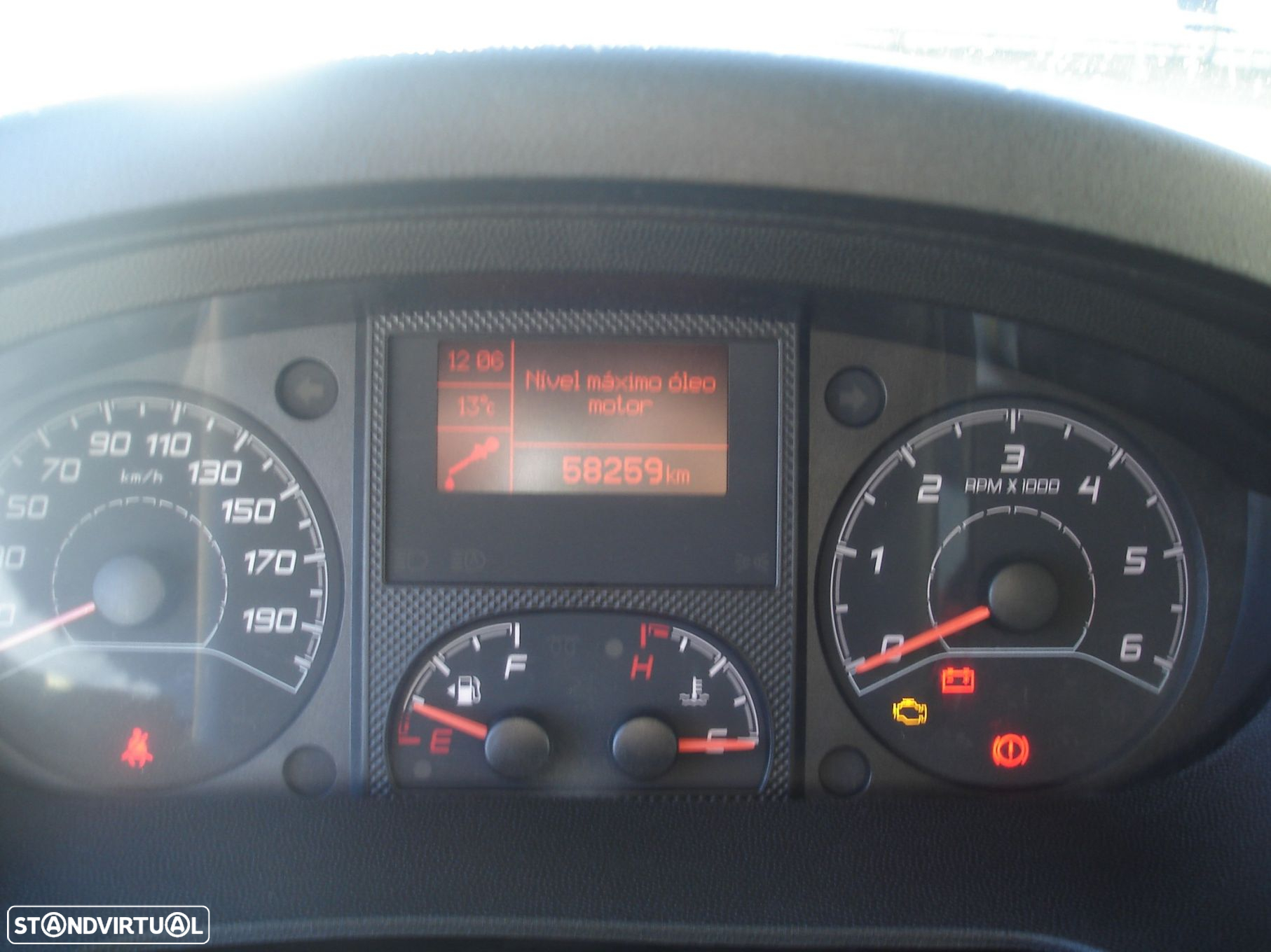 Peugeot Boxer 2.2 BlueHDi 333 L2 CD - 10