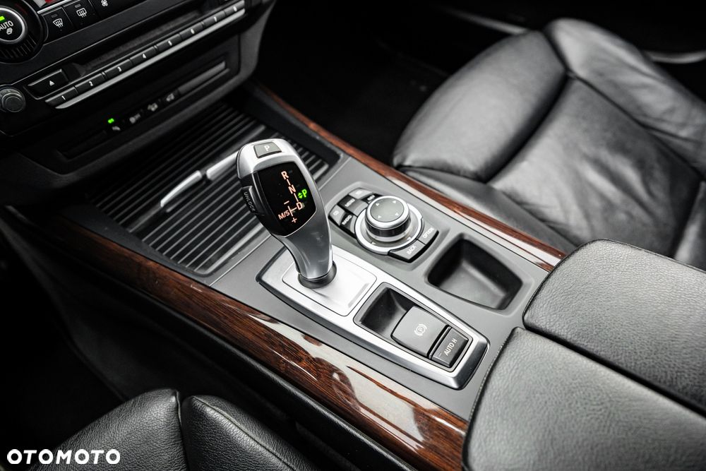 BMW X5 xDrive30d - 38