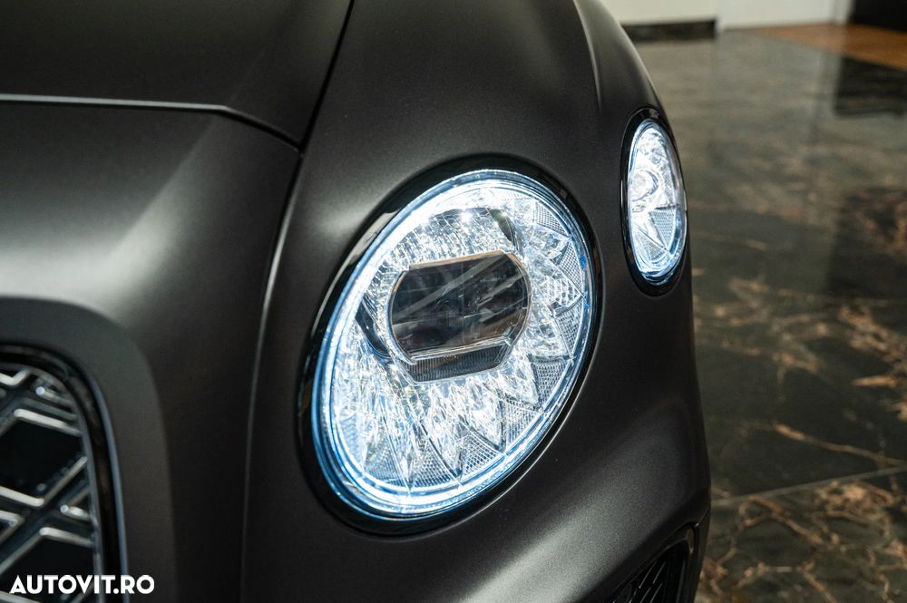 Bentley Flying Spur Mulliner - 12