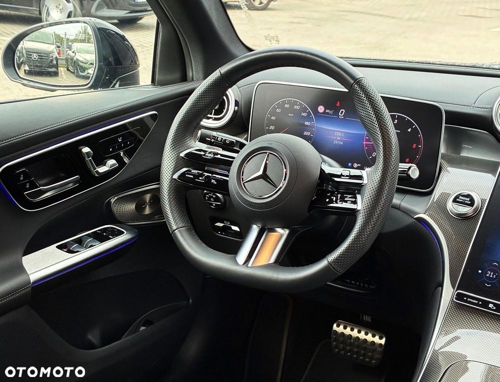 Mercedes-Benz GLC - 17