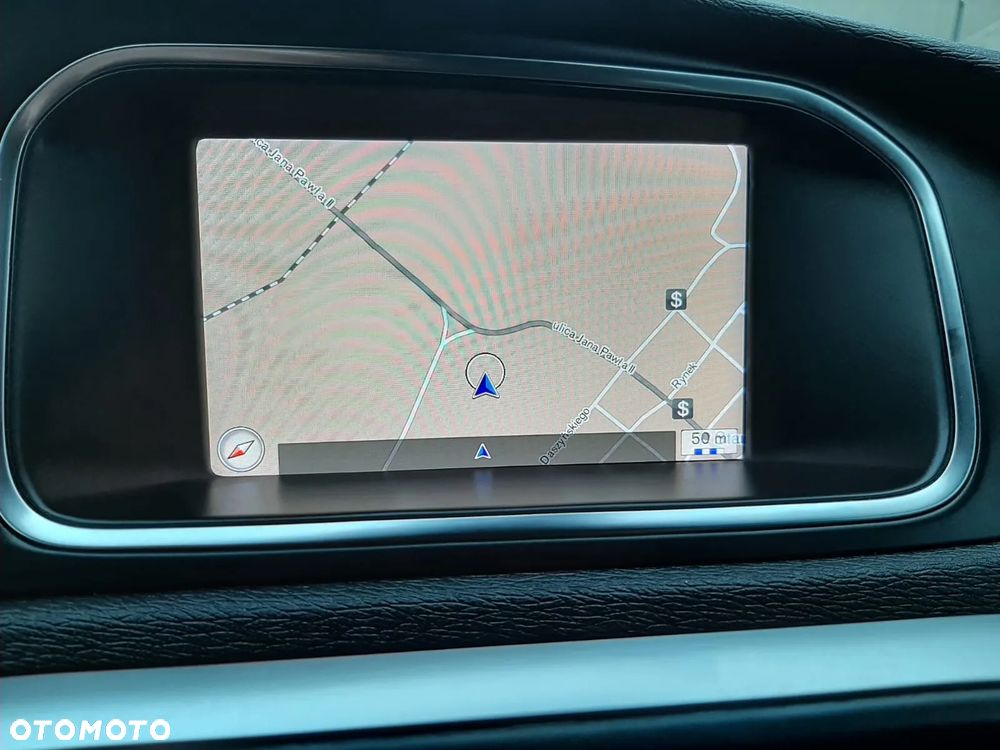 Volvo V40 D3 Geartronic RDesign - 27