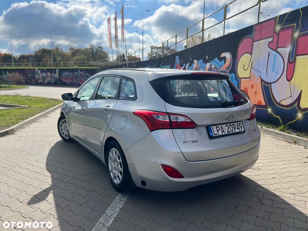 Hyundai i30 1.6 Comfort - 4