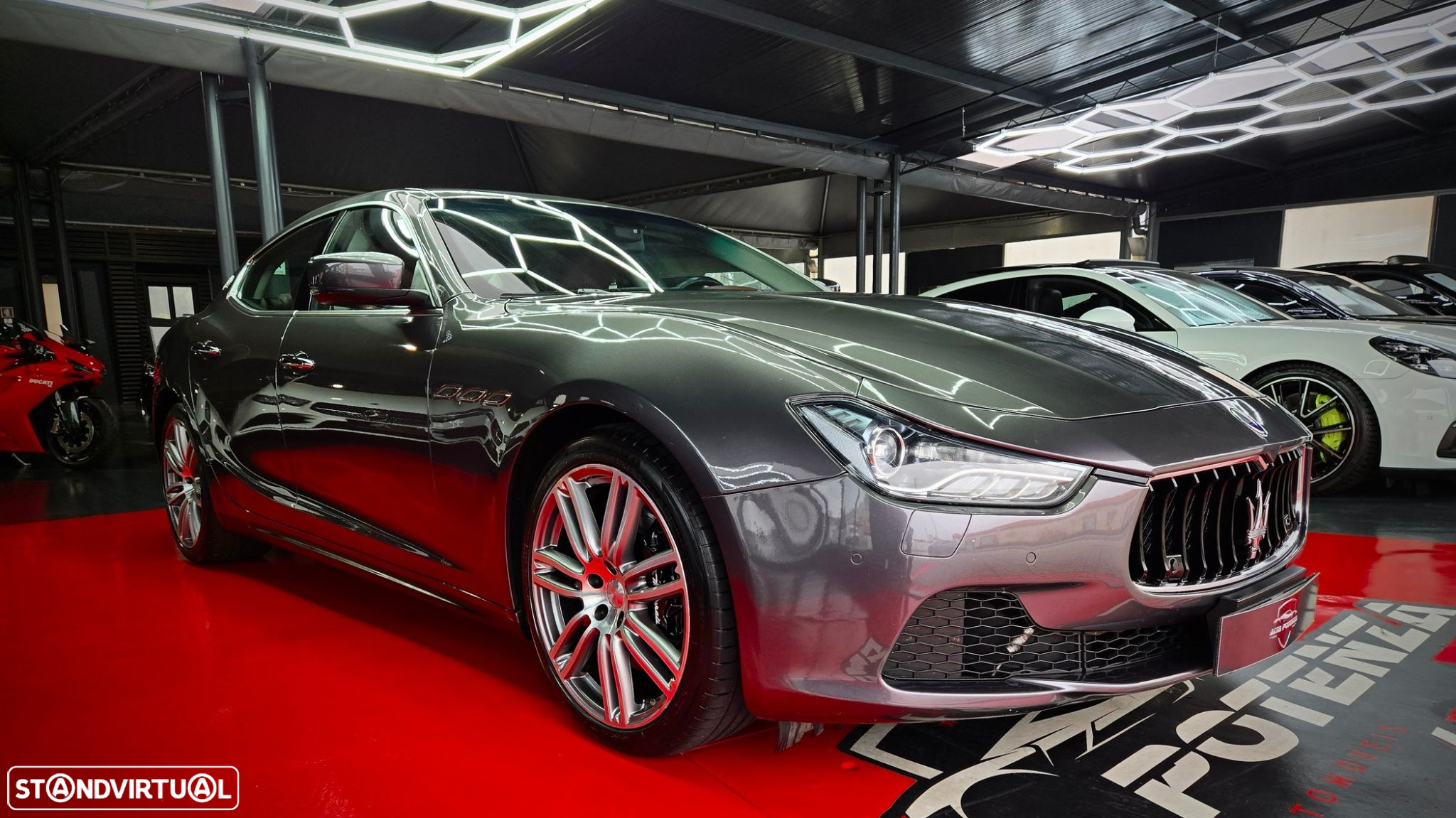 Maserati Ghibli 3.0 V6 - 3