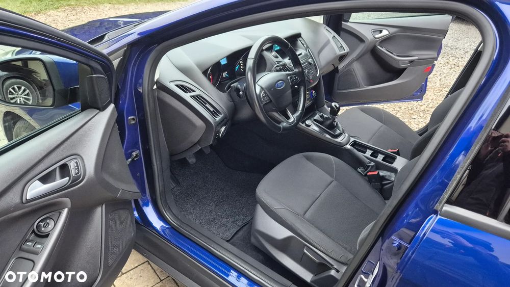 Ford Focus 1.0 EcoBoost Titanium - 20