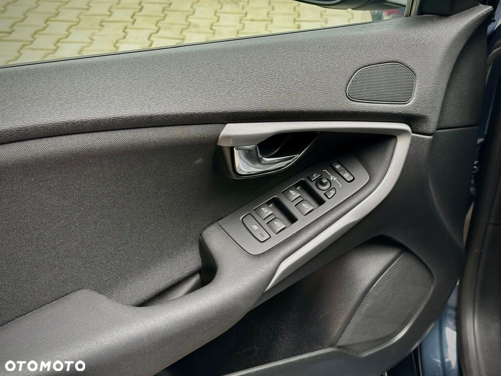 Volvo V40 D2 Drive-E Kinetic - 16