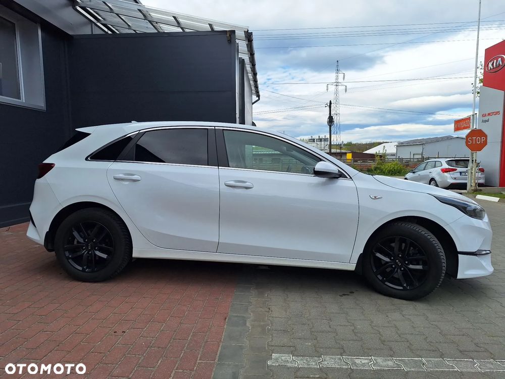 Kia Ceed 1.5 T-GDI M DCT - 4