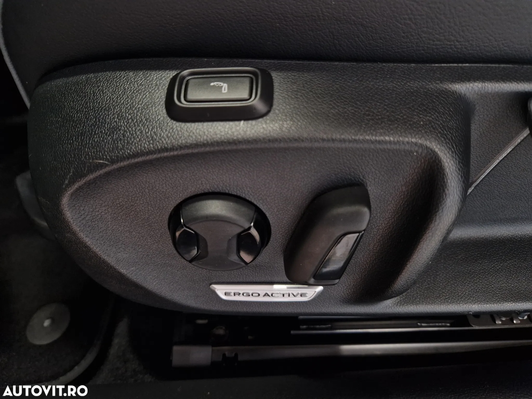 Volkswagen Passat Variant 1.5 TSI ACT OPF DSG Comfortline - 17