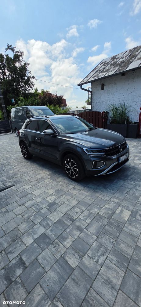 Volkswagen T-Roc 1.5 TSI Life DSG - 2