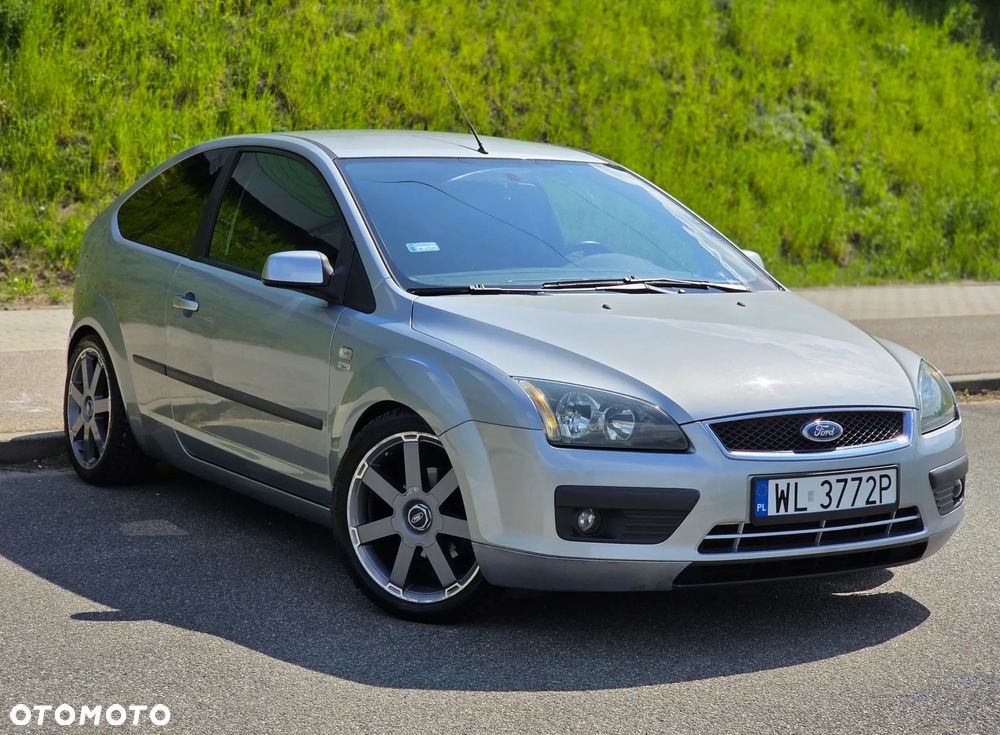 Ford Focus 1.8 Trend - 2