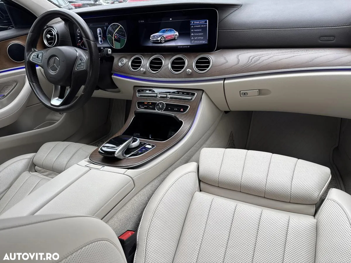 Mercedes-Benz E 220 d 4MATIC Aut. - 12