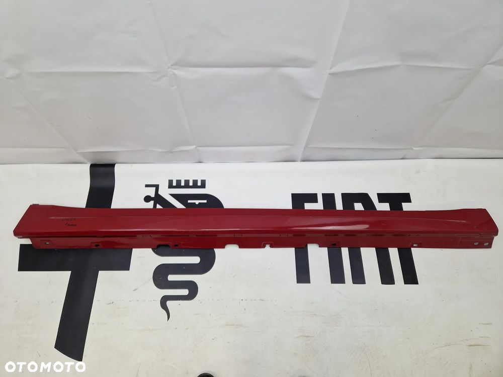 Listwa nakładka progowa prawa Alfa Romeo Stelvio VELOCE - 1