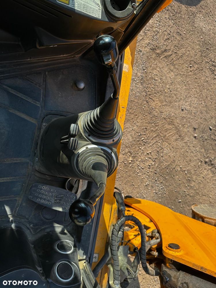 JCB 4CX +4 nowe opony BKT Model 2018 1 własciciel ZADBANA - 10