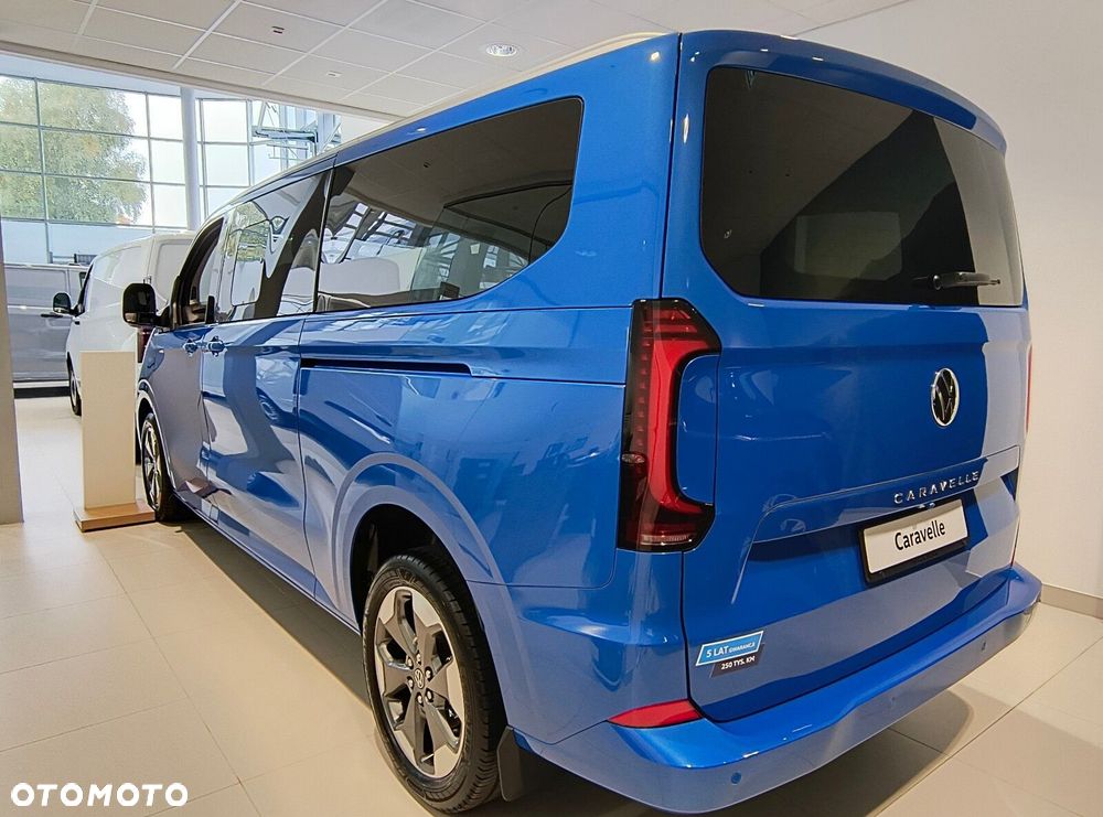 Volkswagen Caravelle - 4