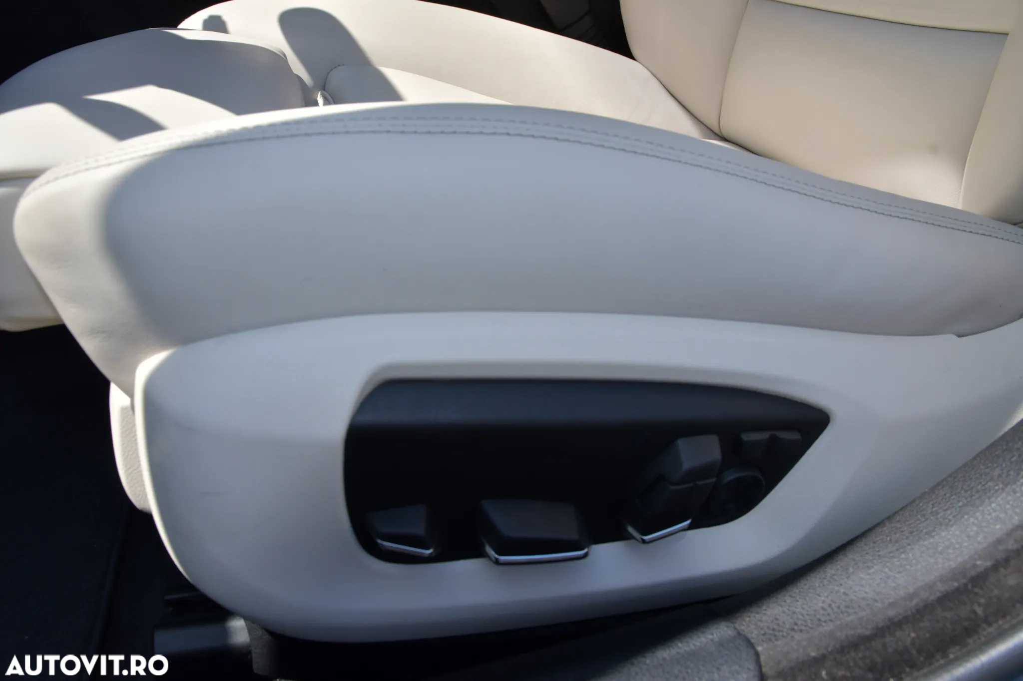 BMW Seria 5 520d xDrive AT - 19