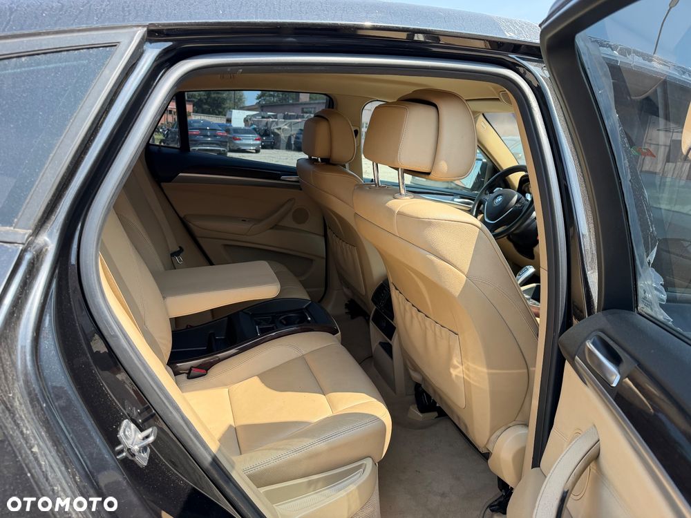 BMW X6 xDrive35d - 17